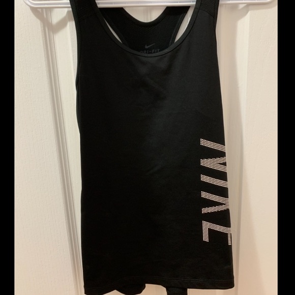 Nike tank top - Picture 1 of 4